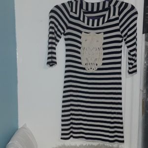 A very nice dress with an owl on it